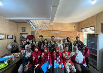 Mahasiswa KKN Bela Negara SDGs 2025 UPN Veteran Jawa Timur Kelompok 02 Dorong Inovasi Digital di Kampung Lawas Maspati melalui Pelatihan Penggunaan Website Kampung